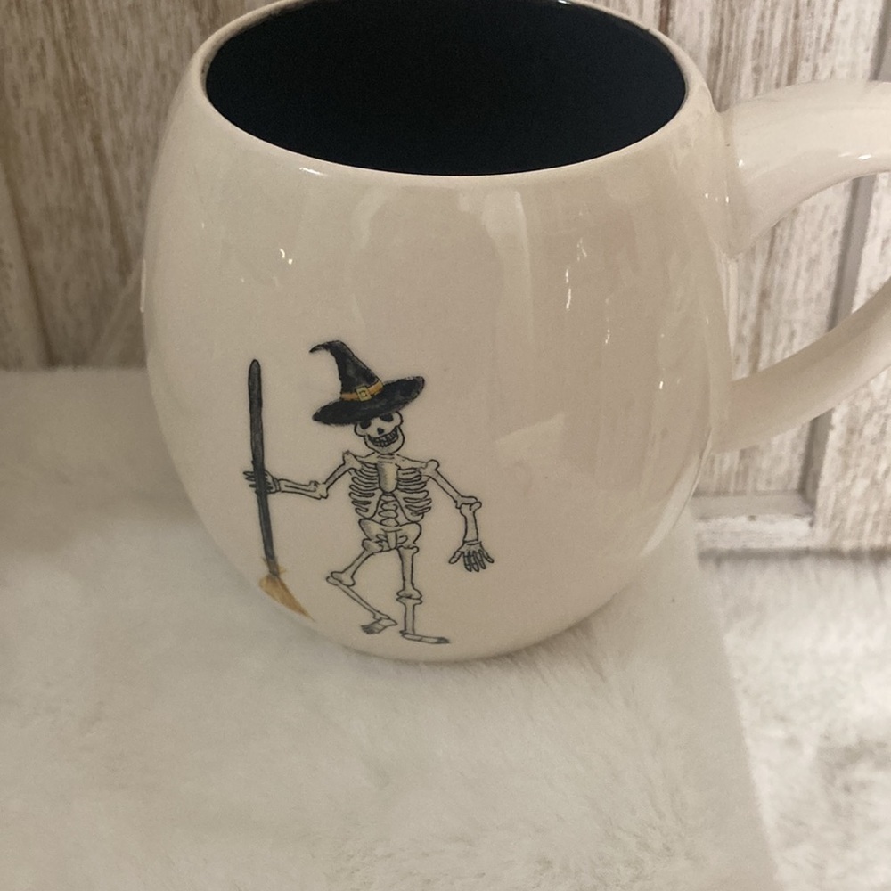 Rae Dunn Halloween Skeleton Mugs - Picture 5 of 6